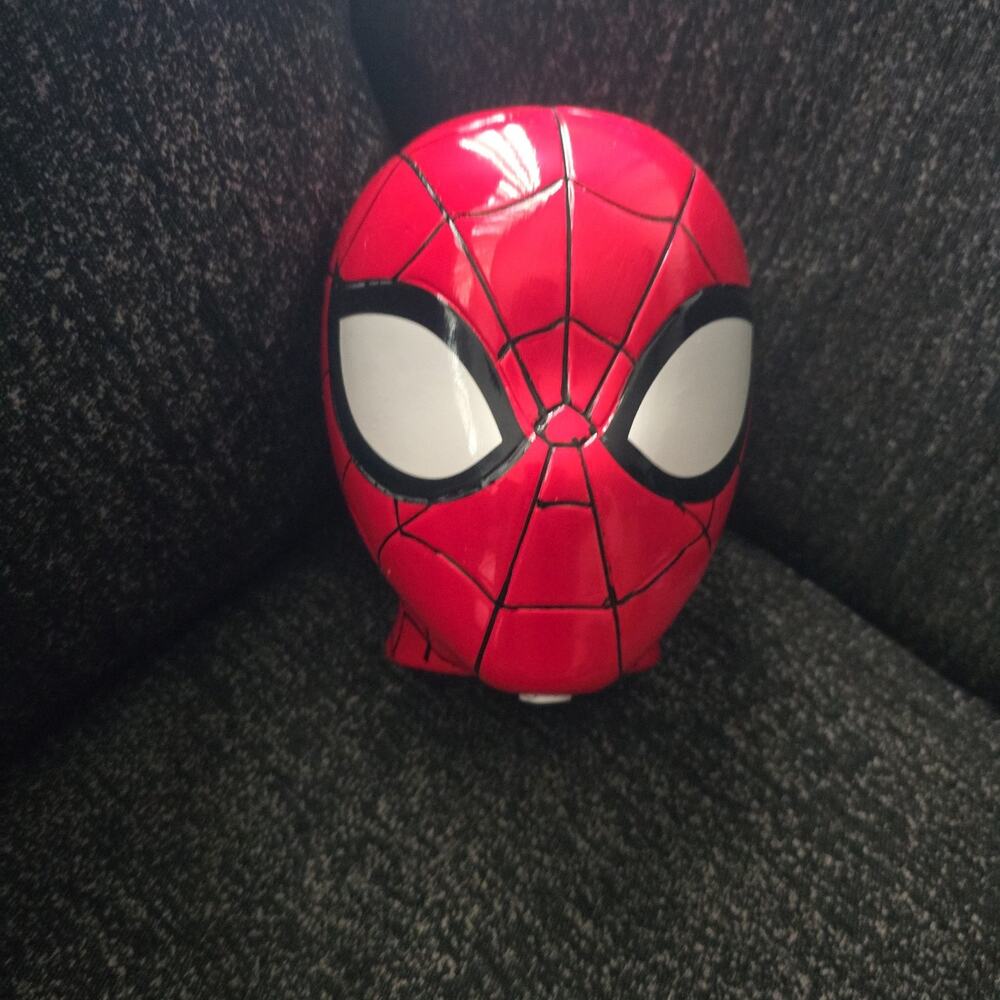Marvel  piggy  bank